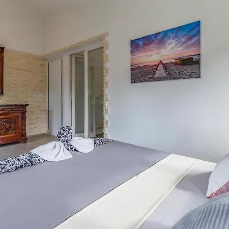 아파트 In With Wifi